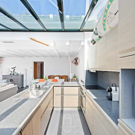 Villa Maison Sur L'eau-hyères-almanarre-parkings/clim/wifi