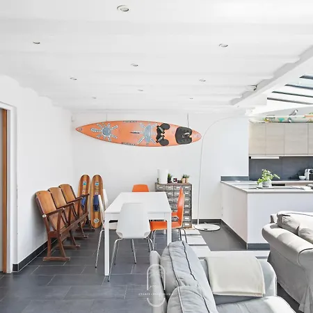 Maison Sur L'eau-hyères-almanarre-parkings/clim/wifi * Hyères