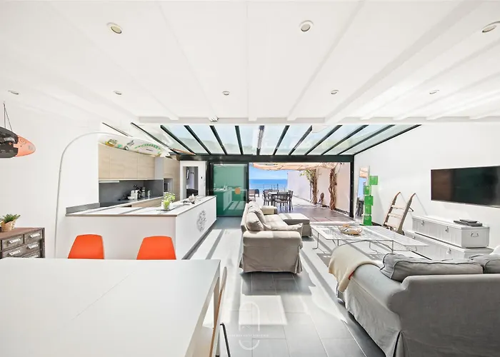 别墅 Maison Sur L'eau-hyeres-almanarre-parkings Clim Wifi By Hc *