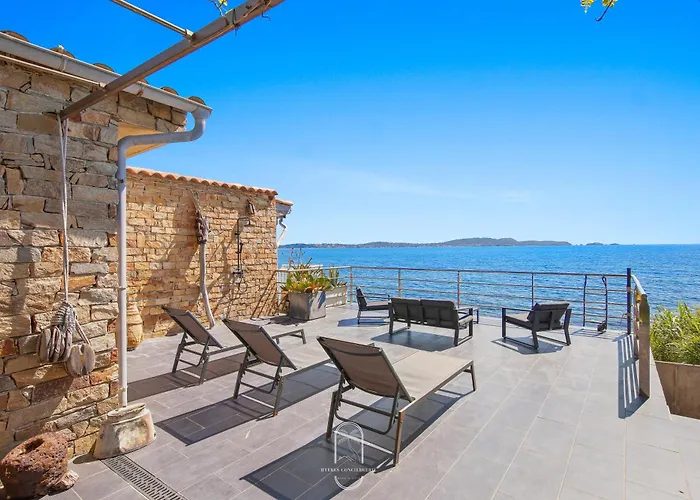 Maison Sur L'eau-hyeres-almanarre-parkings Clim Wifi By Hc