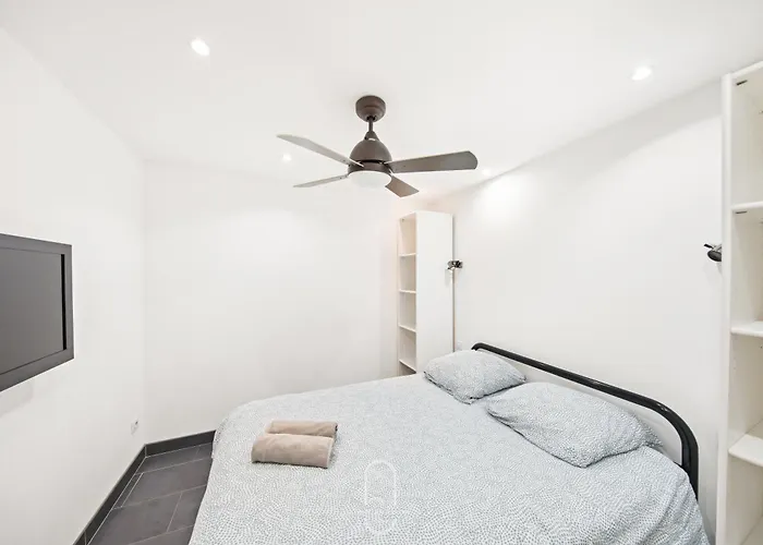 Maison Sur L'eau-hyeres-almanarre-parkings Clim Wifi By Hc 别墅