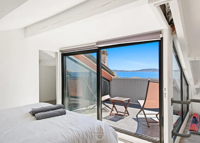 别墅 Maison Sur L'eau-hyeres-almanarre-parkings Clim Wifi By Hc *