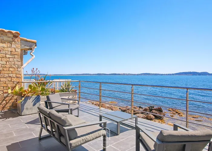 Maison Sur L'eau-hyeres-almanarre-parkings Clim Wifi By Hc 耶尔